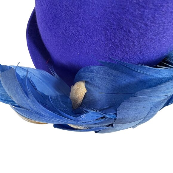 Vintage FLEUR de LIS Cobalt/Purple Felt Cloche Fascinator Hat Blue Feather Italy - Picture 10 of 11